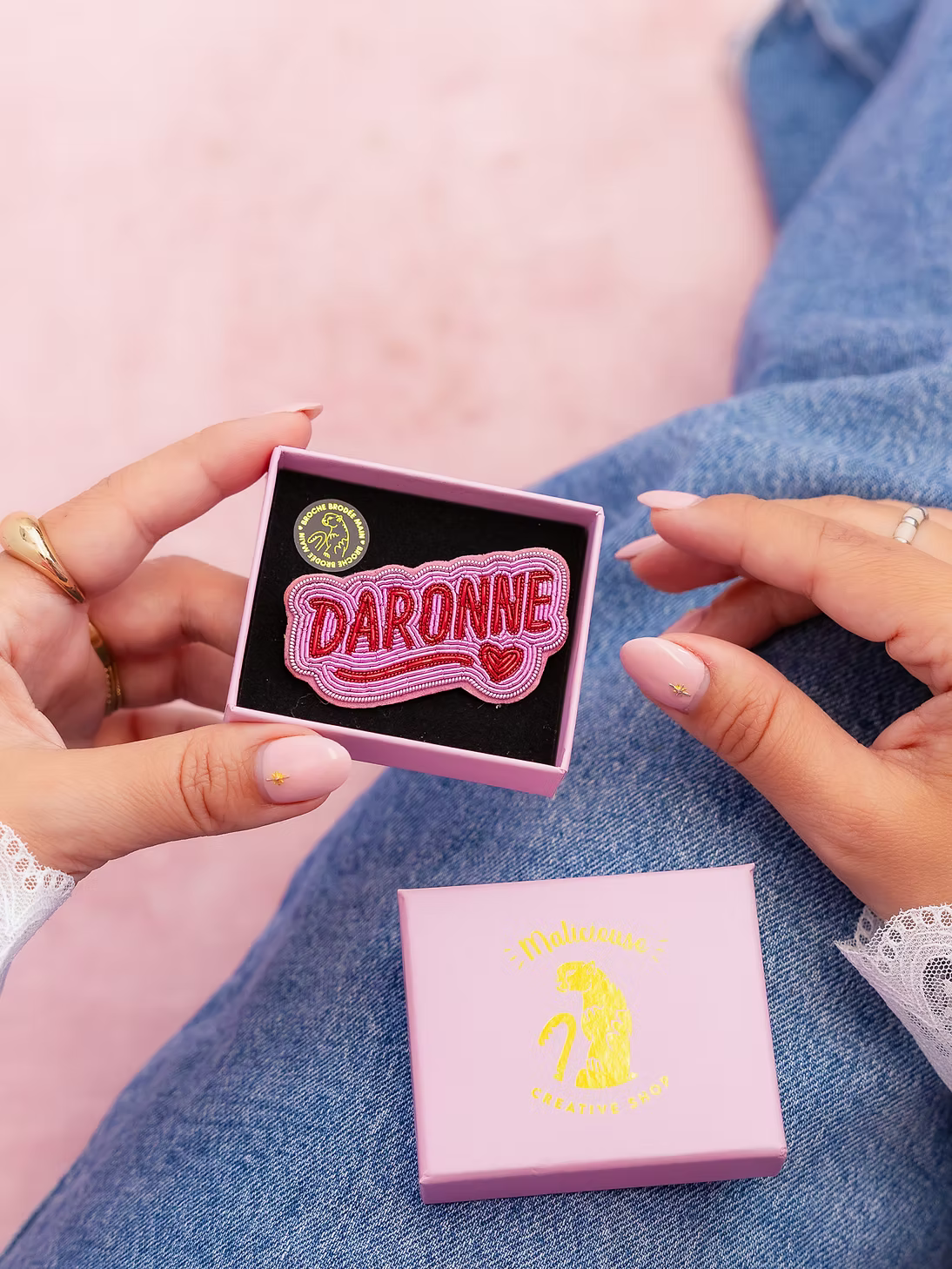 Broche Malicieuse : Daronne