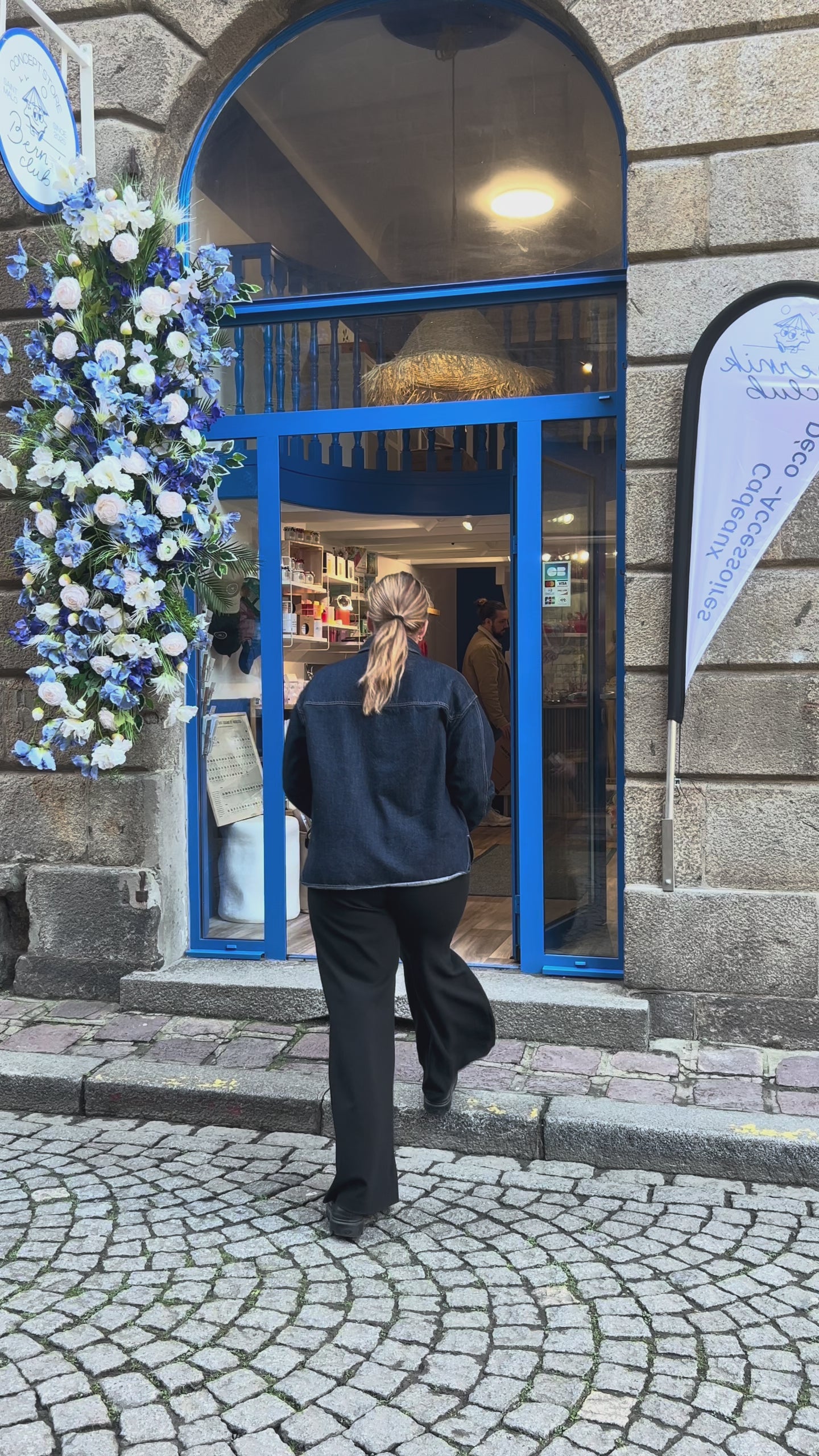 Charger la vidéo : 